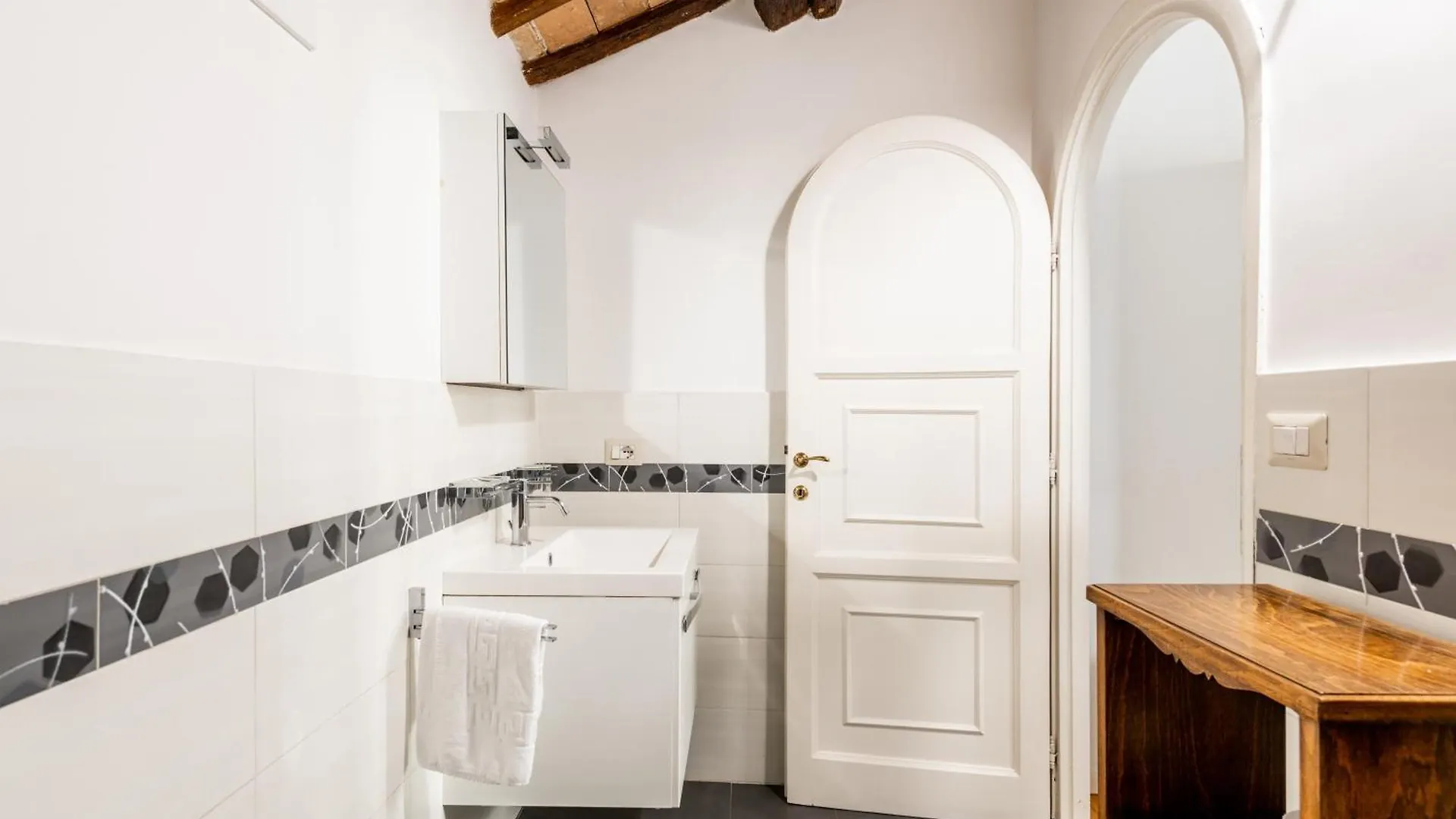 Pavone Centre Romantic Apartment 0*, Rome